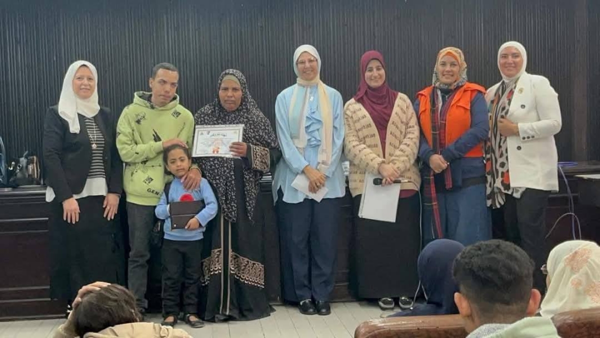 &quot;لهن بصمات : أمهات الأطفال ذوى الهمم فى مواجهة التحديات وصناعة الأمل &quot; .. ندوة بآداب بنها