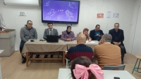 جامعة بنها تنظم ورشة عمل عن " إيجابيات وسلبيات الذكاء الاصطناعي" للمعلمين بمدرسة أم المؤمنين