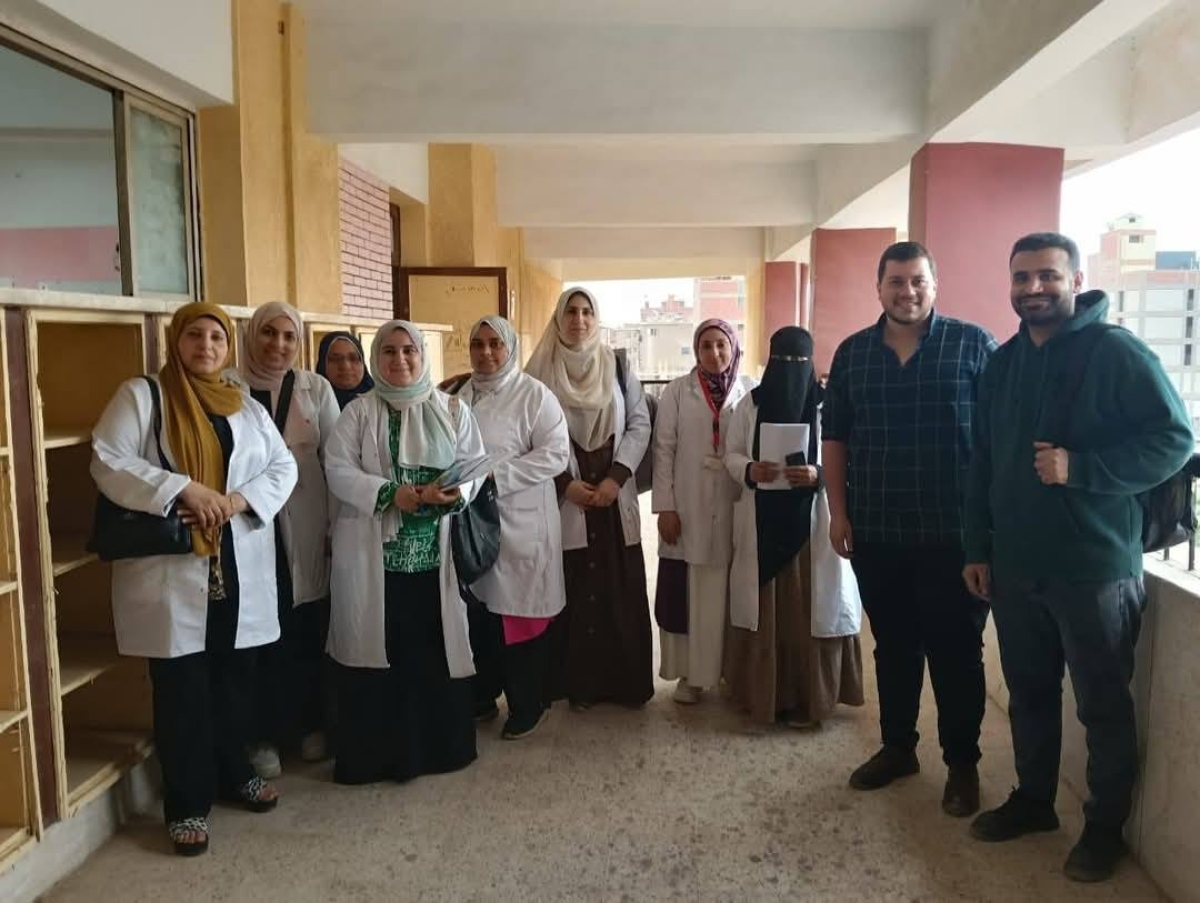 جامعة بنها تواصل تنظيم القوافل الطبية لمدارس القليوبية : الكشف الطبى على 141 تلاميذ مدرسة قها الابتدائية