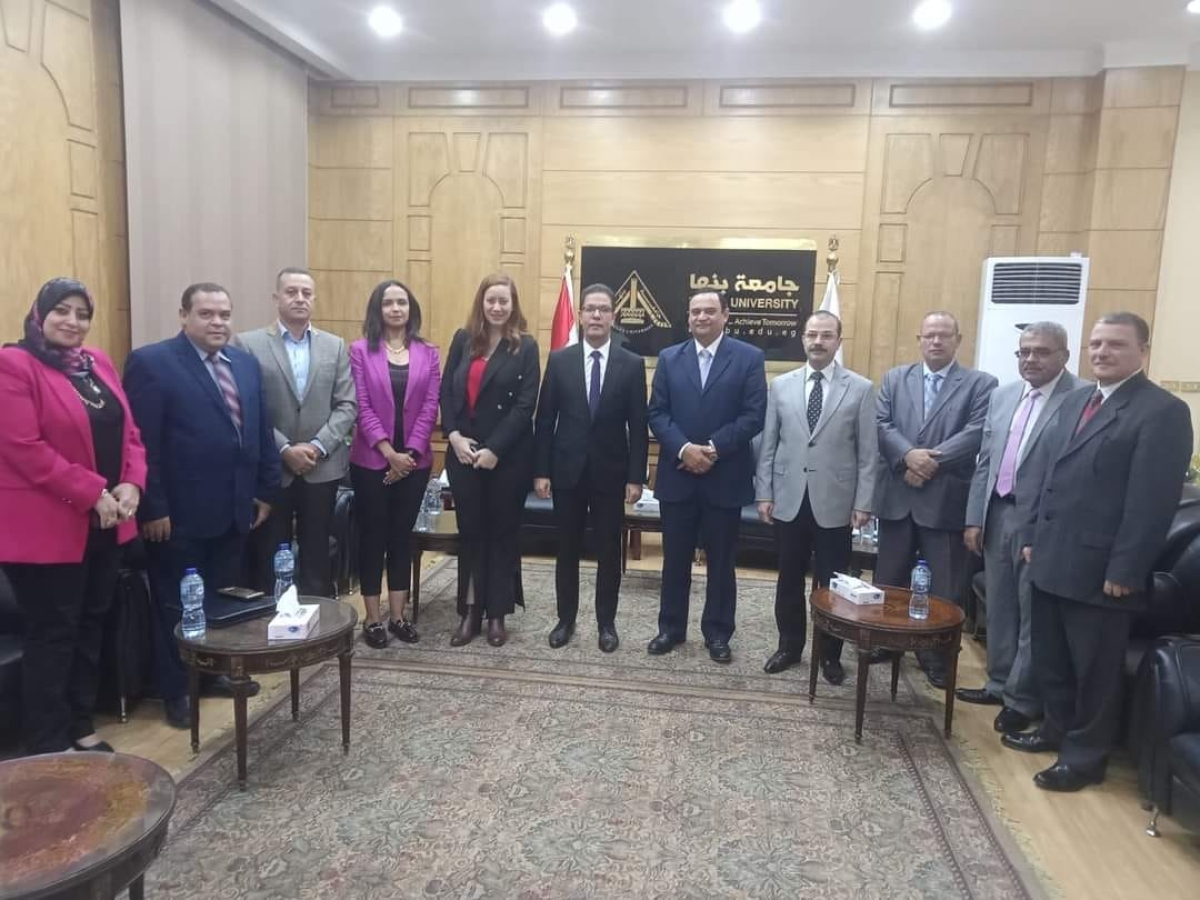 ندوة علمية بعنوان " القانون الدولي والانساني " بحقوق بنها